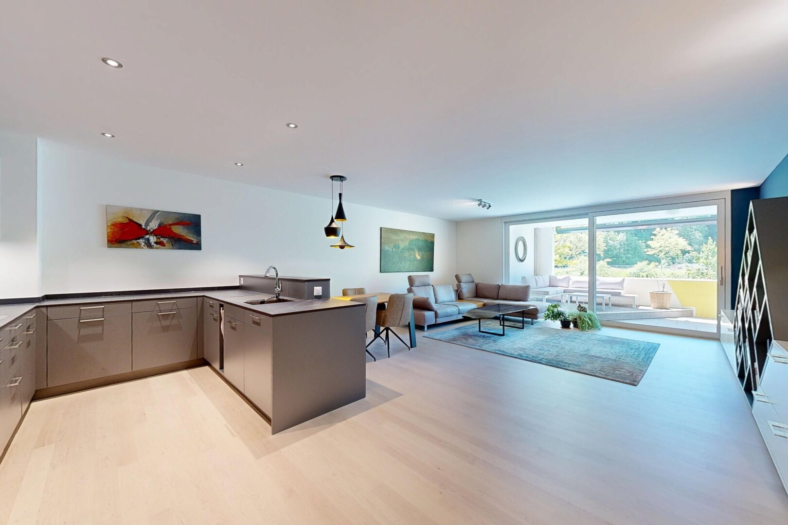 küche mit küchentheke, kitchen peninsula, light floor, öffnet sich zum wohnraum, und opens to living area