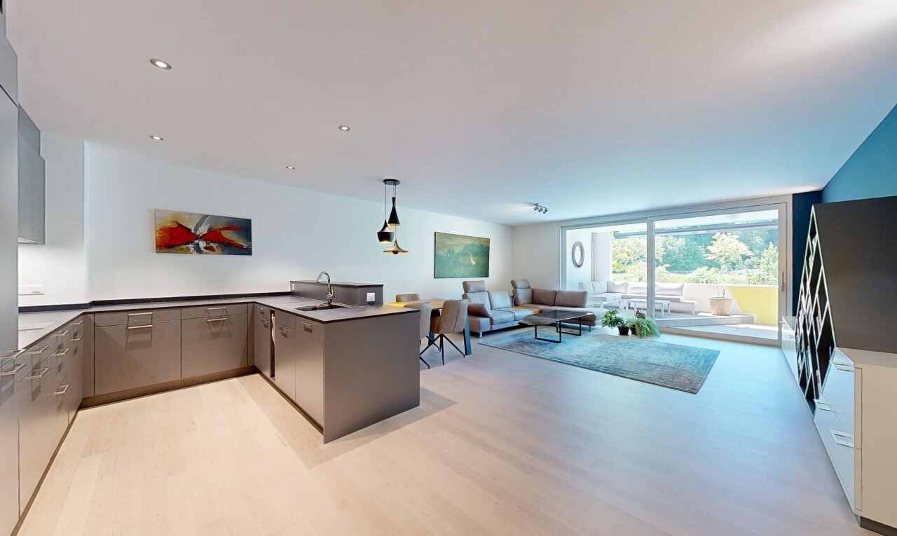 küche mit küchentheke, kitchen peninsula, light floor, öffnet sich zum wohnraum, und opens to living area