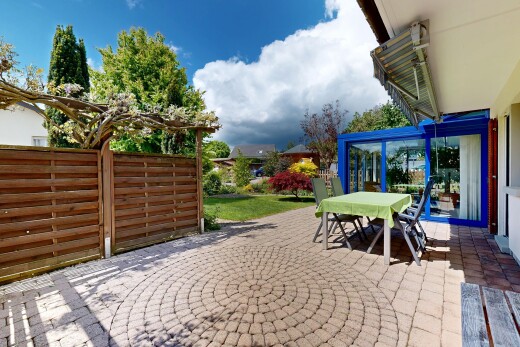 terrasse avec coin repas extérieur, terrasse, day time, from property, et clôture