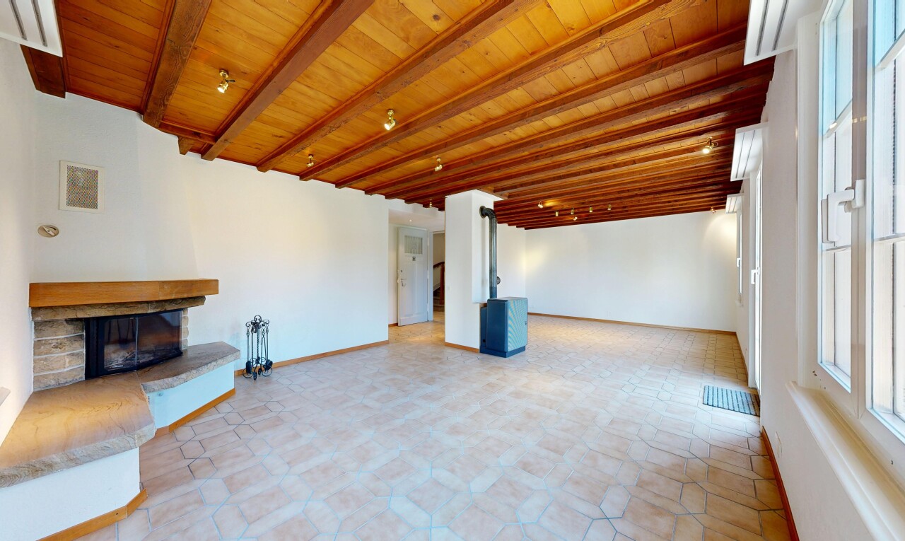 terrasse avec inside property et terrasse