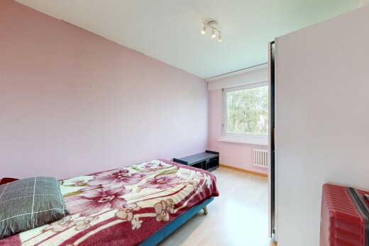 chambre avec cloison sèche, drywall, lumière naturelle, natural light, et inside property