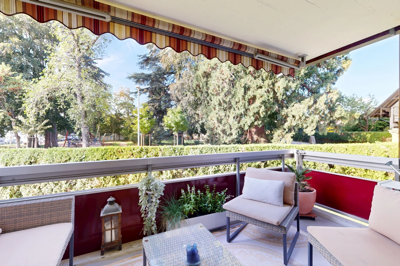 balkon mit from property, wohnraum im freien, und view focus