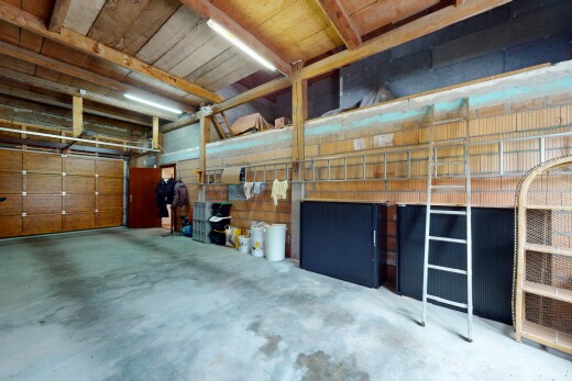 parking avec inside property et écurie