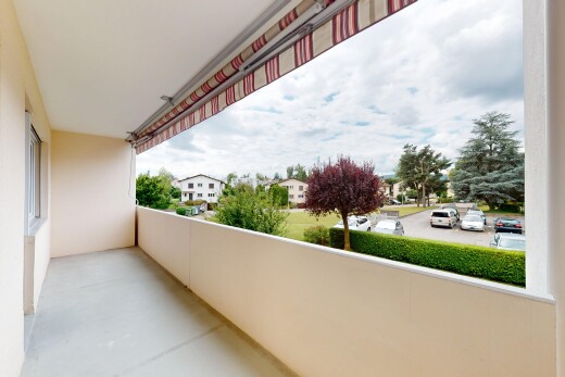 balkon mit balkon und from property