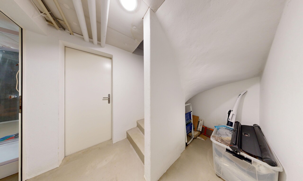 halle / korridor mit gipskartonwand, drywall, inside property, betonboden, und concrete floor