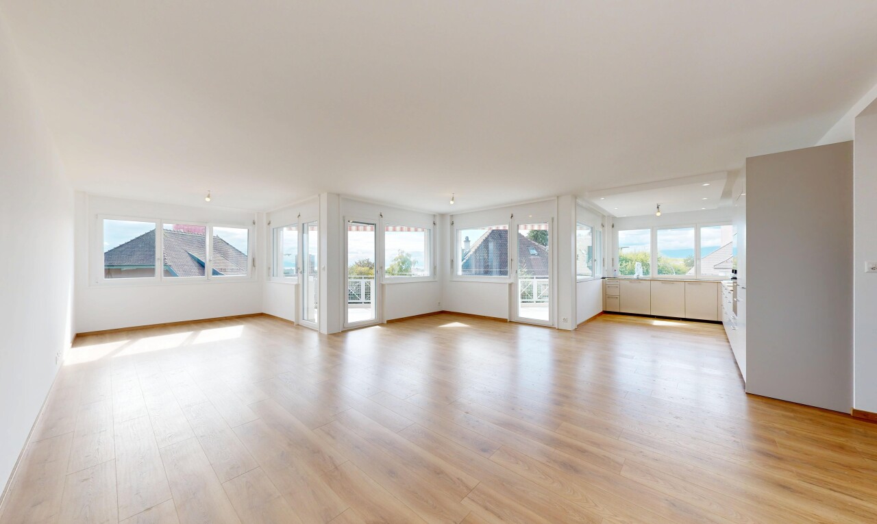 empty room featuring light wood-style flooring
