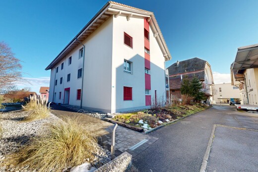 außenansicht mit from community, day time, blick auf wohnanlage, und apartment complex view