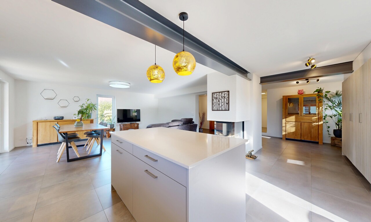 küche mit gipskartonwand, drywall, kücheninsel, kitchen island, und pendelleuchte