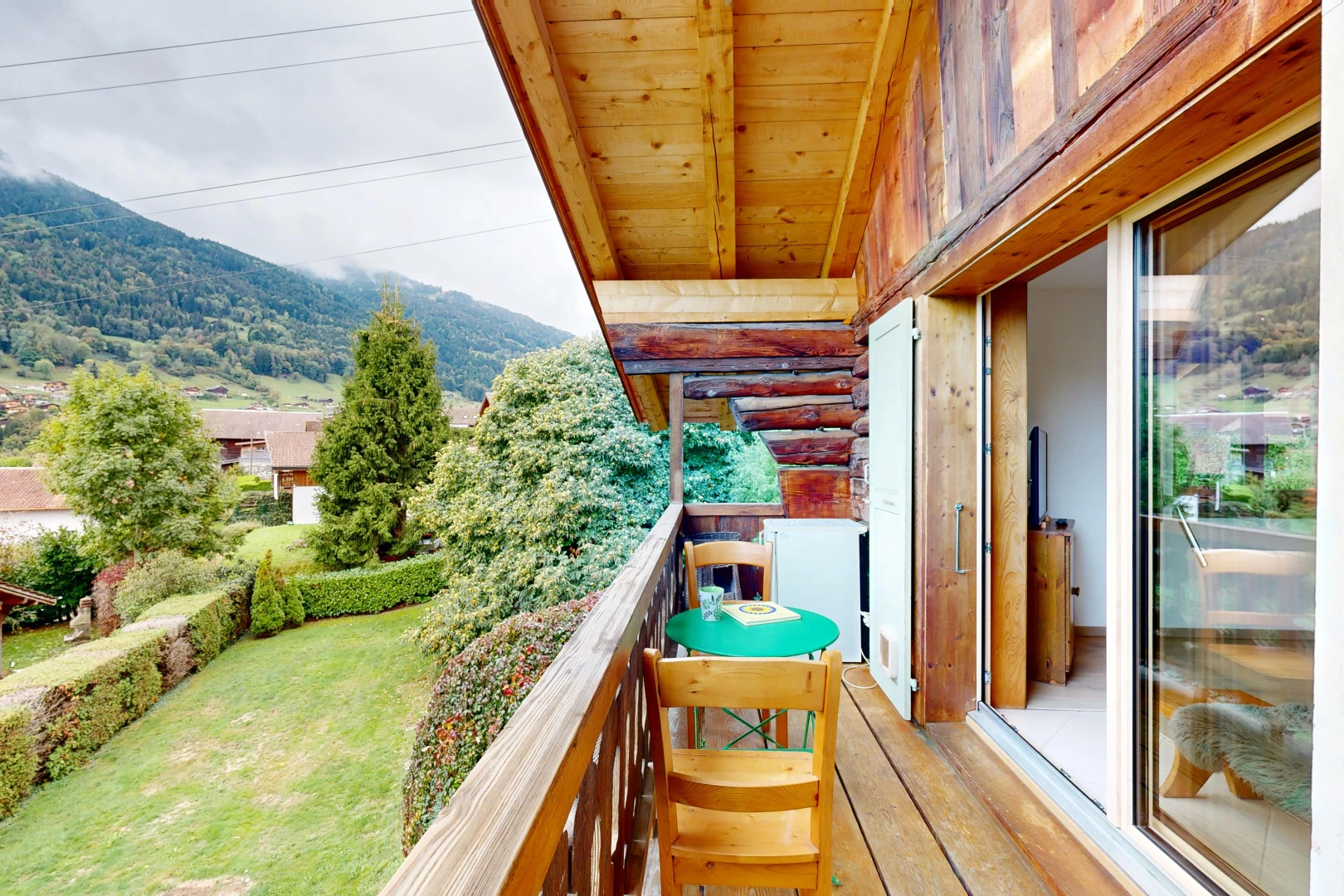 balcon avec balcon, overcast, from property, et view focus