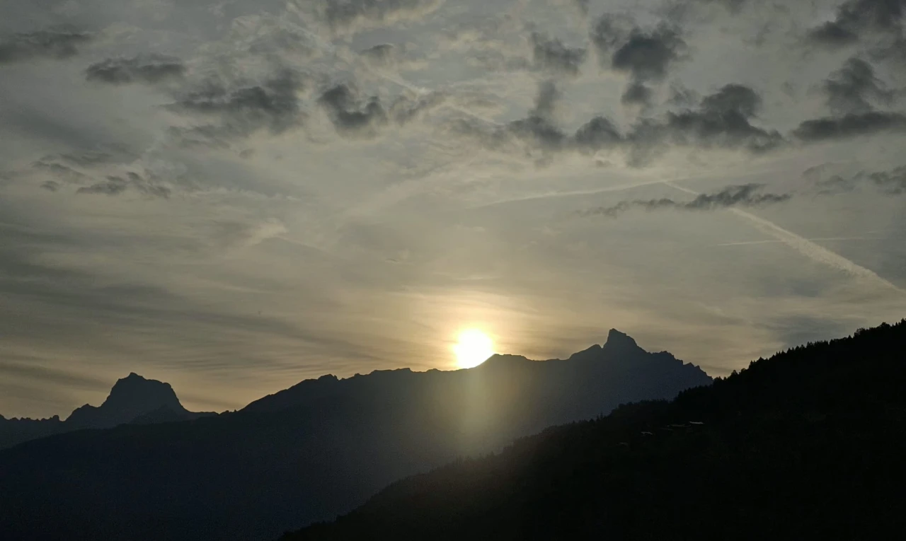 vue sur la montagne avec dusk, vue sur la montagne, mountain view, et unknown