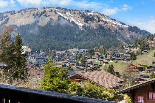 vue sur la montagne avec mountain view, vue sur la montagne, day time, et from property