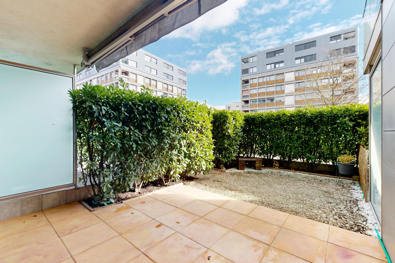 terrasse avec terrasse, from property, et day time