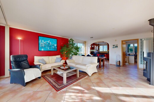 wohnzimmer mit fliesenboden, tile floor, gipskartonwand, drywall, und inside property