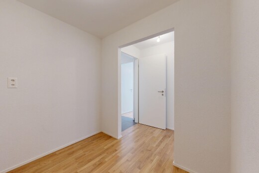 leerer raum mit wood finish floor, holzfußboden, drywall, gipskartonwand, und inside property