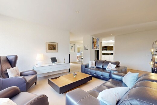 wohnzimmer mit inside property, drywall, gipskartonwand, carpet, und teppich