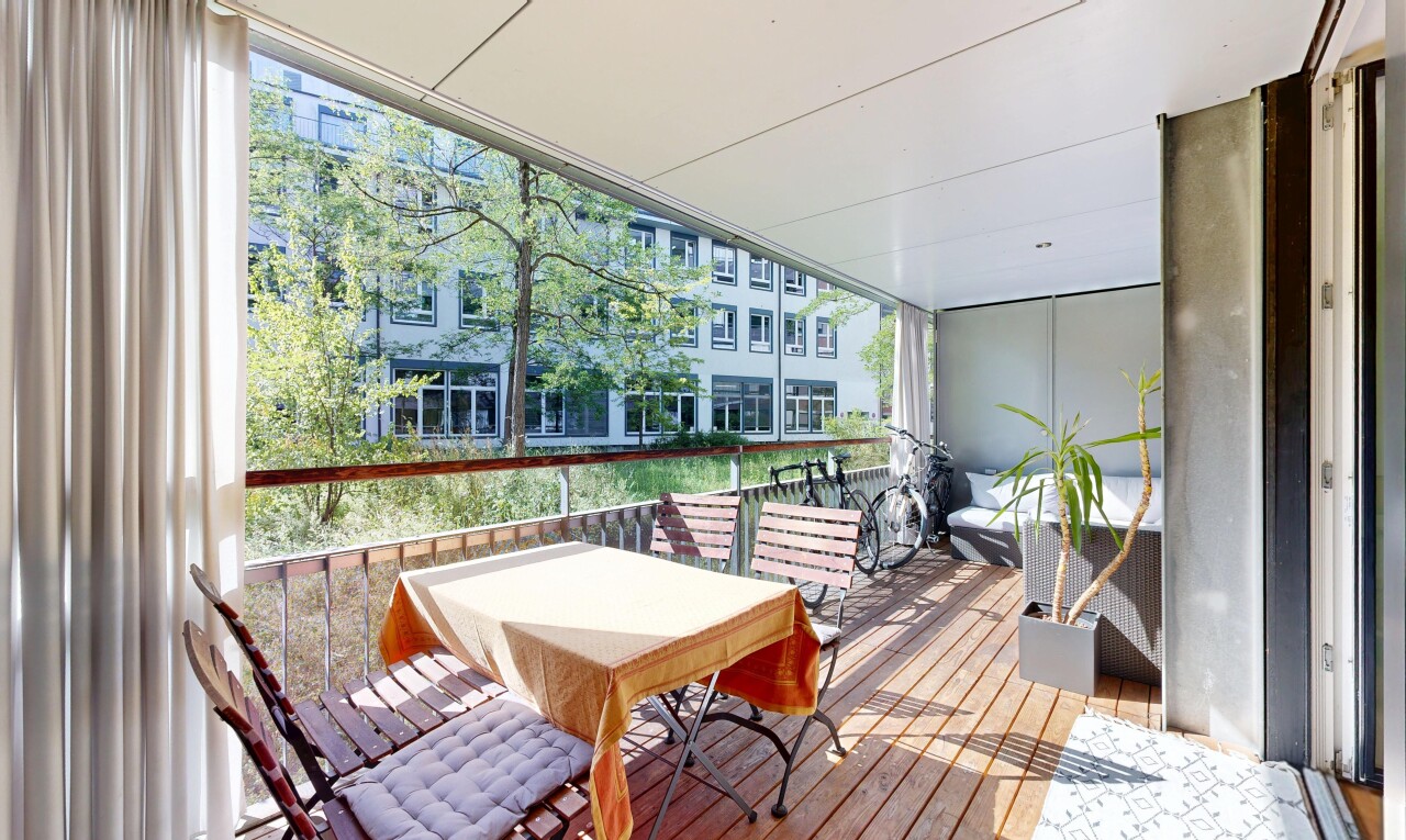 terrasse mit apartment complex view