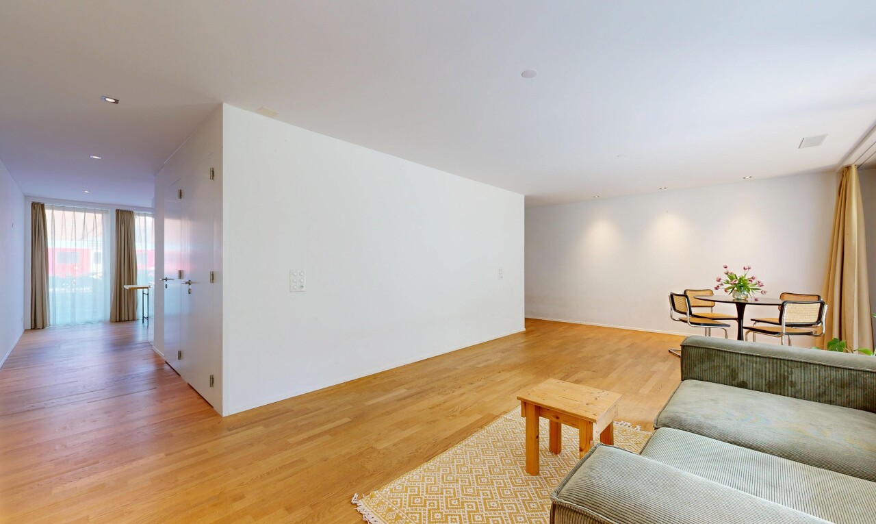 wohn- / esszimmer mit inside property, natural light, natürliches licht, drywall, und gipskartonwand