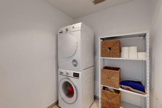 wäschekammer mit waschturm, gipskartonwand, drywall, inside property, und wäscherei