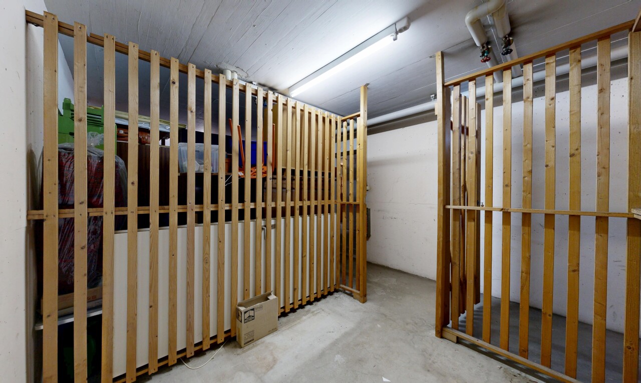 keller mit betonboden, concrete floor, und unfinished concrete floor