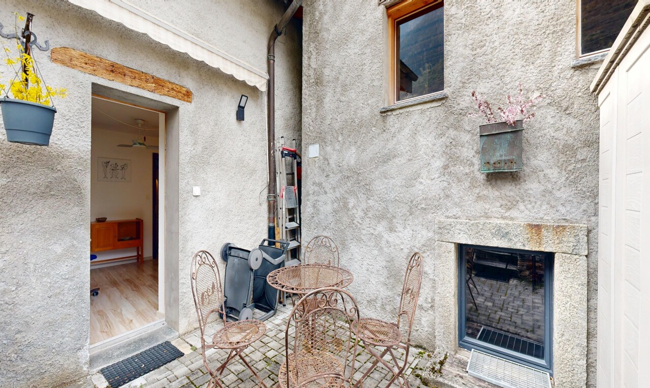 außenansicht mit property visible