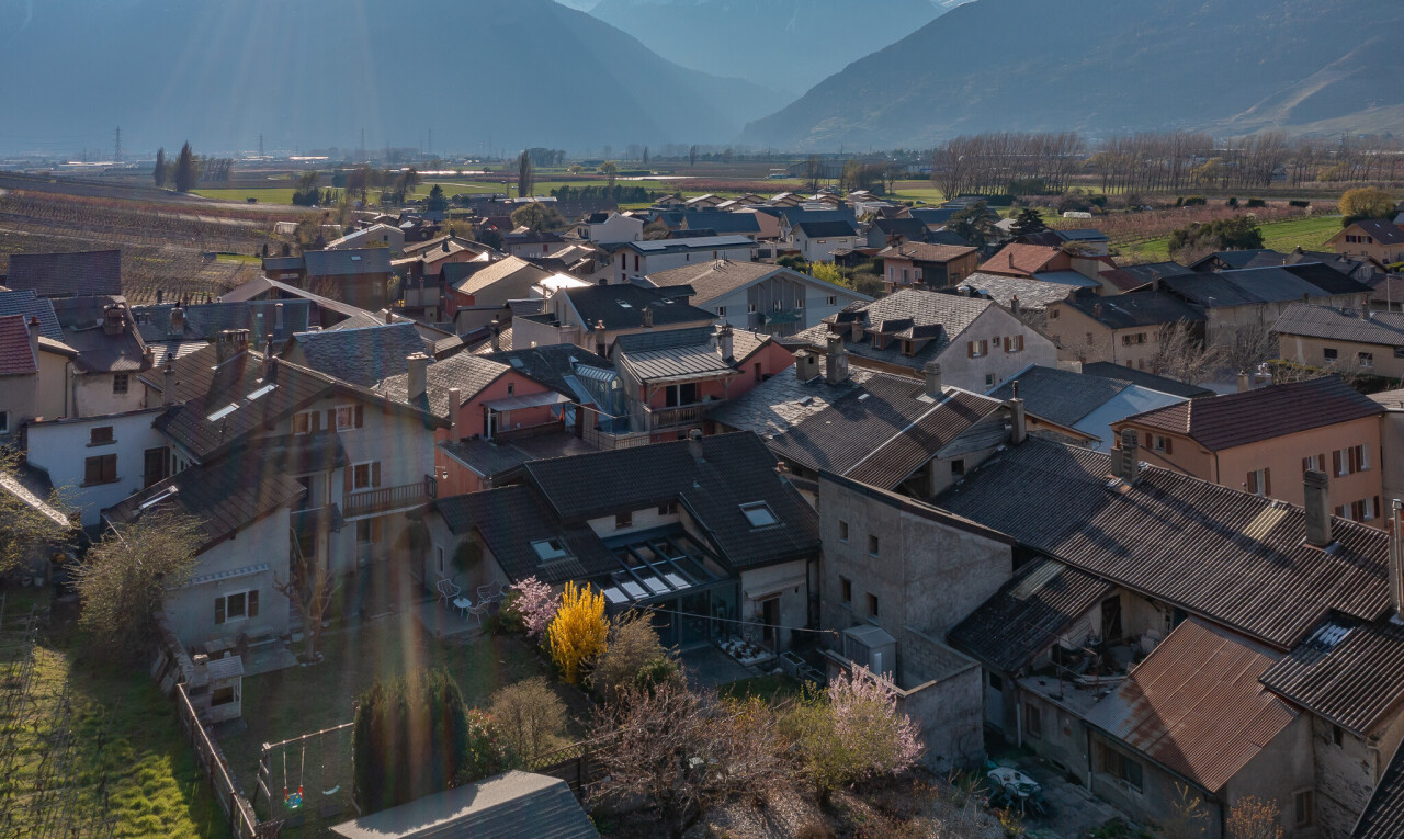 blick auf die berge mit mountain view, blick auf die berge, residential view, und wohngebietblick