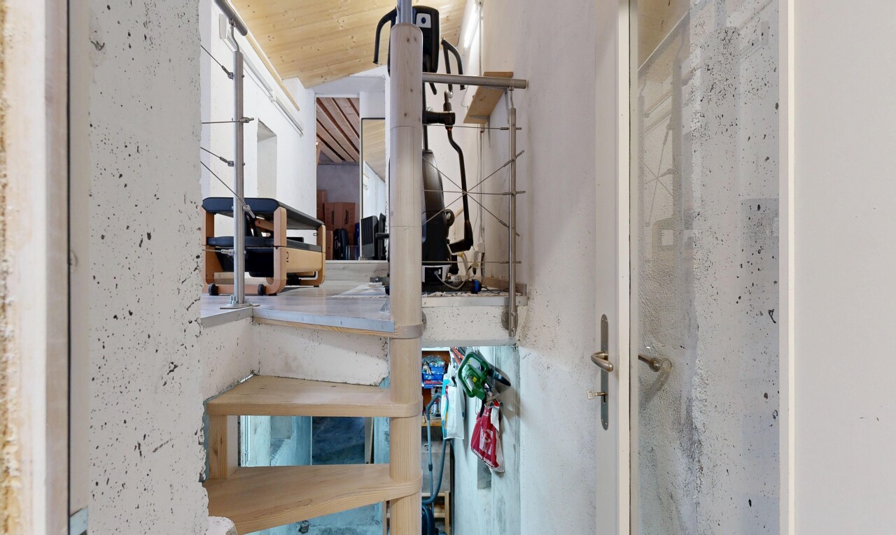 bad mit inside property, dusche, und komplettes badezimmer