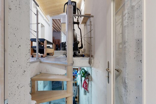 bad mit inside property, dusche, und komplettes badezimmer