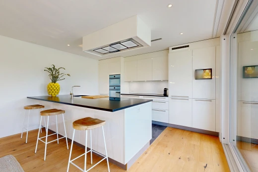 küche mit flat panel cabinets, schränke mit flachen paneelen, kitchen bar, küchenbar, und kitchen peninsula