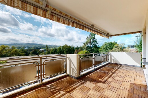 balkon mit day time, from property, und terrasse