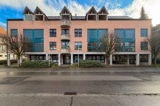façade avec day time, from community, et bardage en stuc