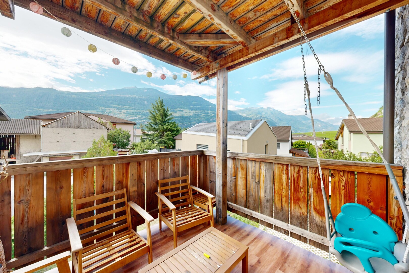 balcon avec day time, mountain view, vue sur la montagne, from property, et vue résidentielle