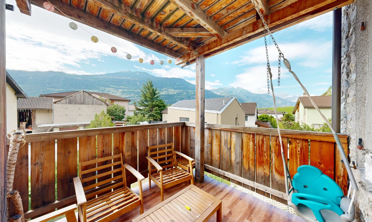balcon avec day time, mountain view, vue sur la montagne, from property, et vue résidentielle
