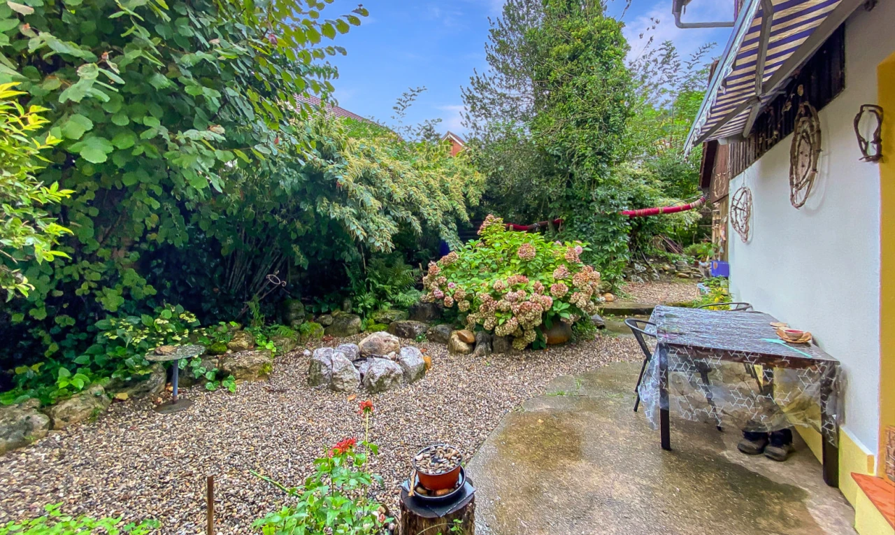 jardin avec patio