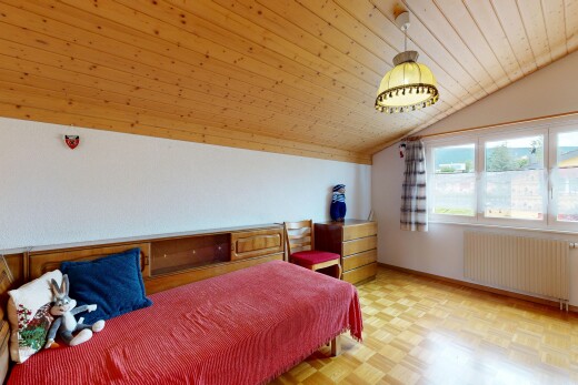 zimmer / schlafzimmer mit wood ceiling, holzdecke, kühler, vaulted ceiling, und dachschräge