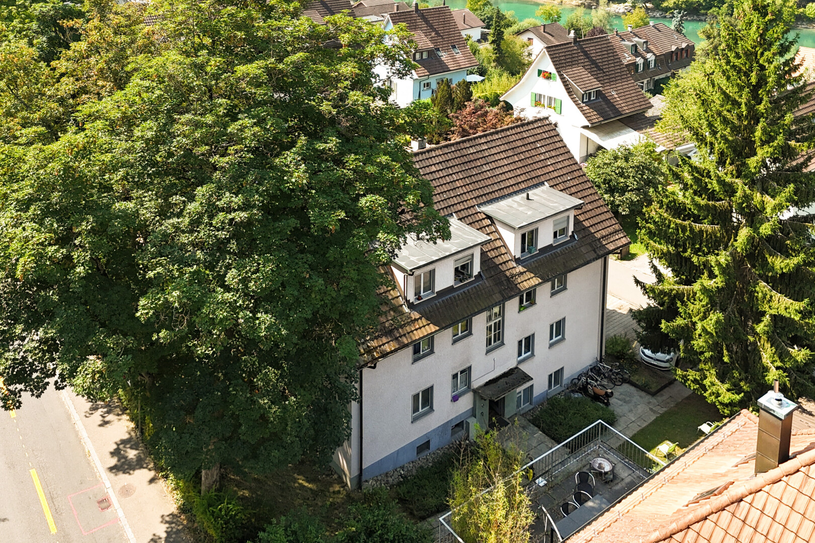außenansicht mit drone view