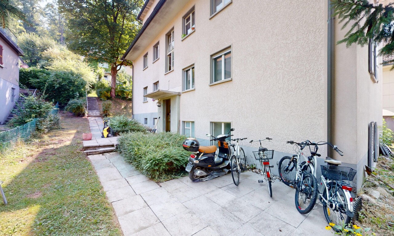 außenansicht mit property visible und stuckverkleidung