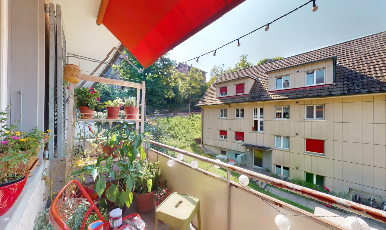 balkon mit balkon und from property