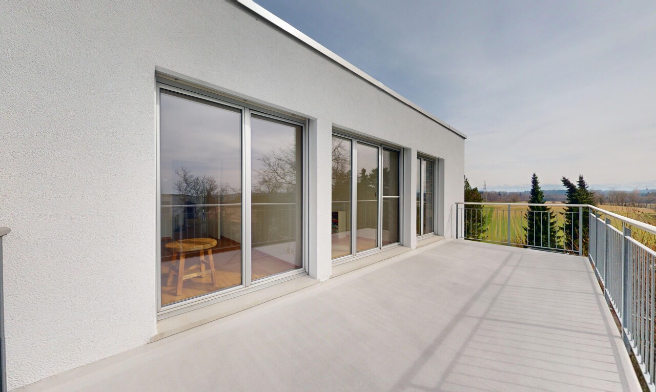 terrasse avec balcon