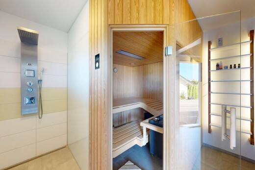 bad mit inside property, natürliches licht, und natural light