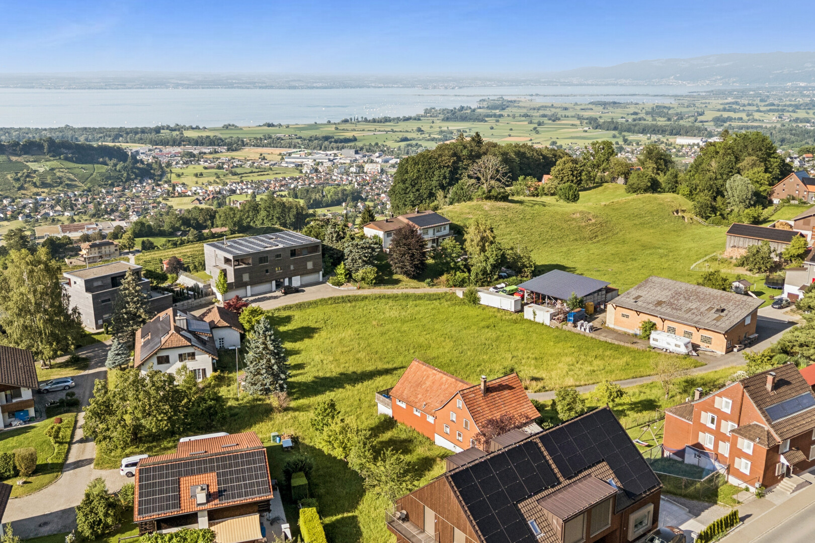 außenansicht mit day time und aerial view