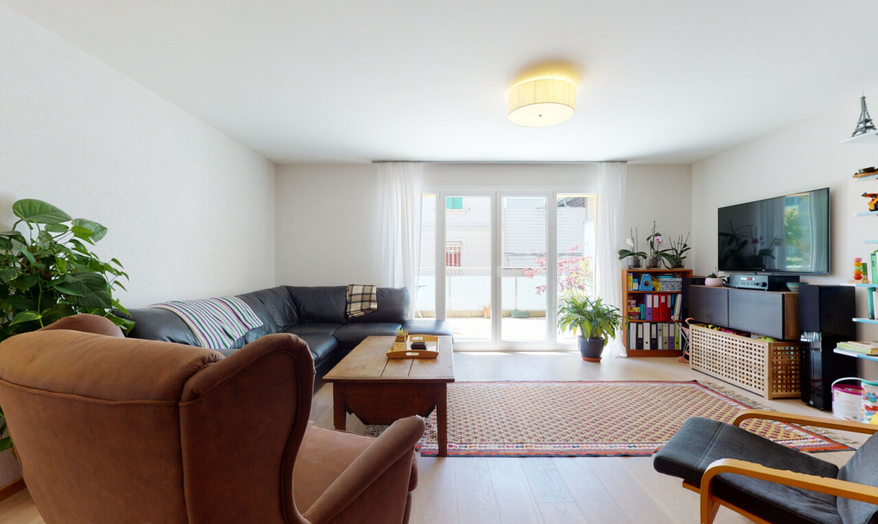 living area featuring wood finished floors