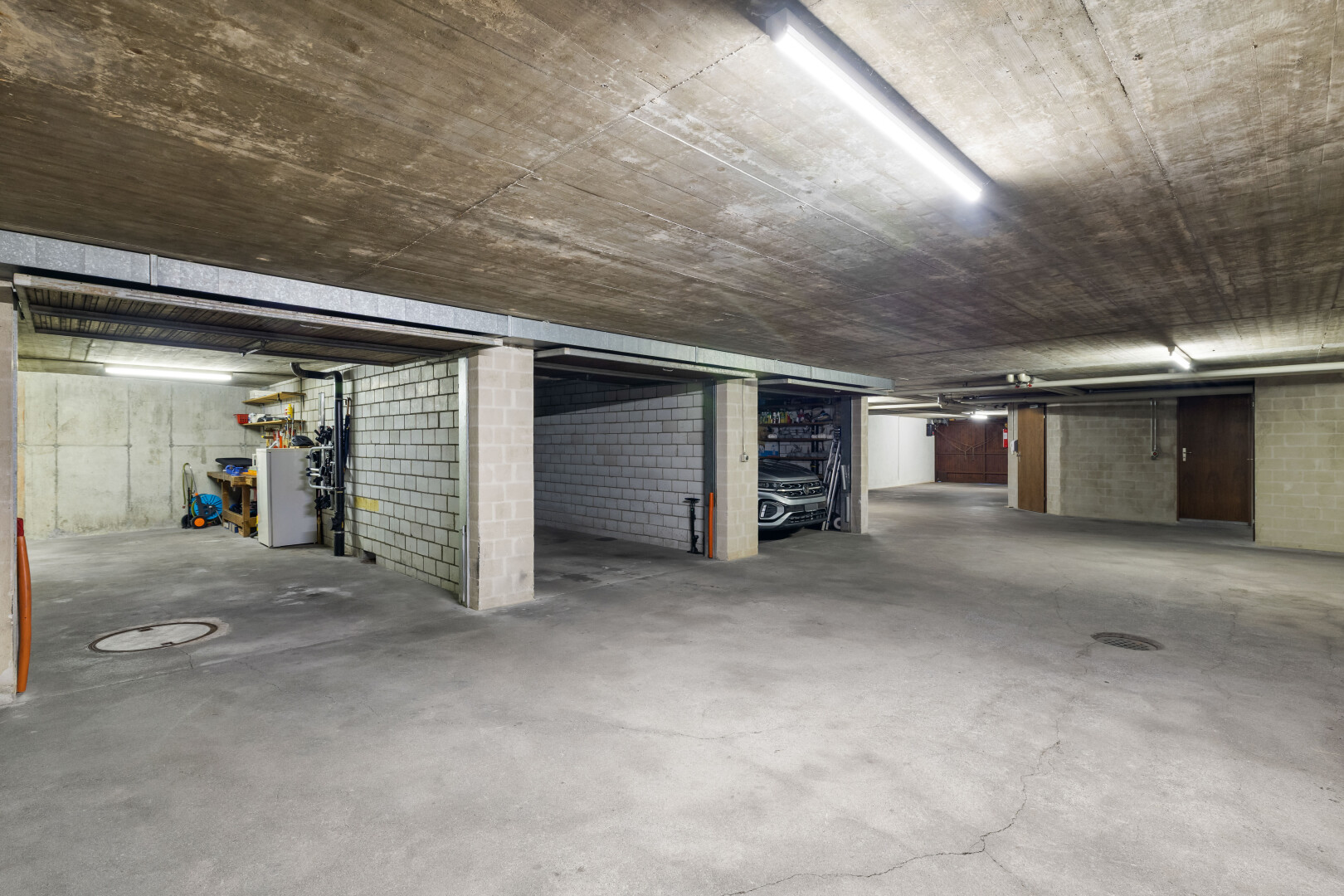parken mit inside property und parkgarage