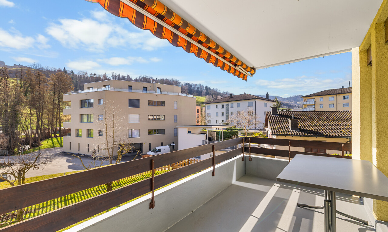 balkon mit from property, day time, balkon, und apartment complex view