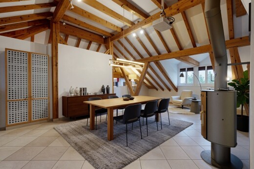 dining room with light tile patterned floors