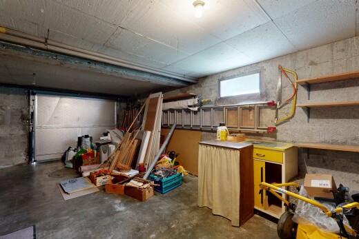 vorratskammer mit keller