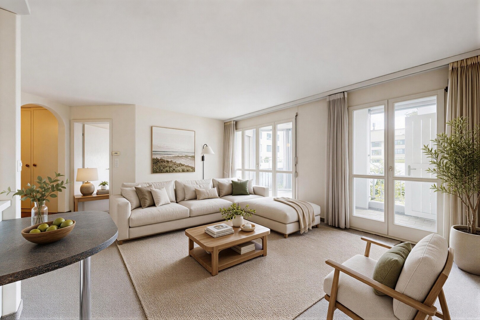 leerer raum mit gewölbte gehwege, drywall, gipskartonwand, carpet, und teppich