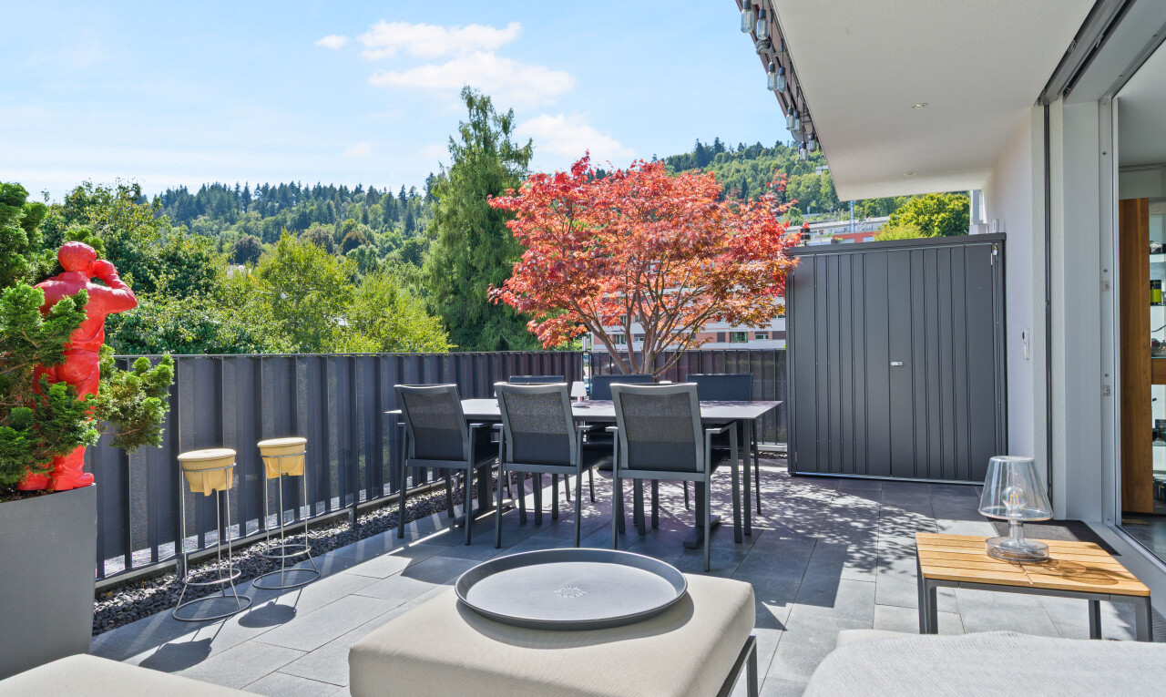 terrasse mit essbereich im freien, day time, und terrasse