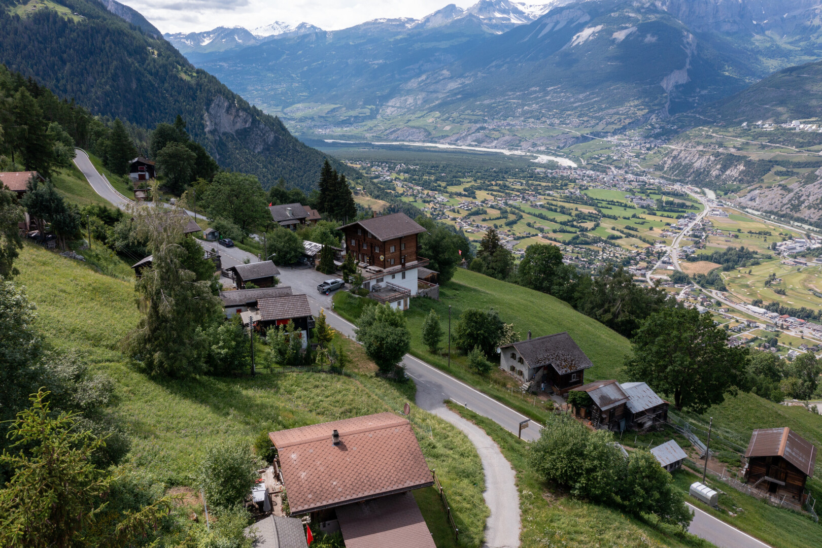 view of mountain background