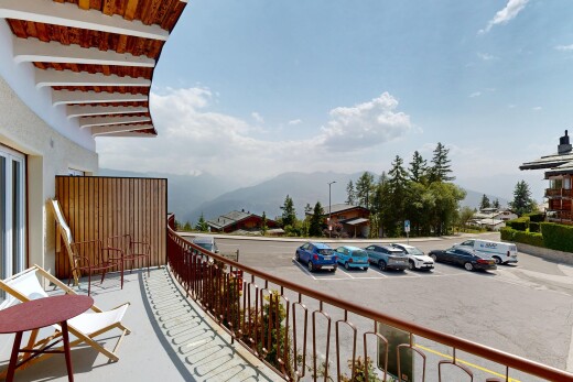 balkon mit from property, balkon, day time, blick auf die berge, und mountain view