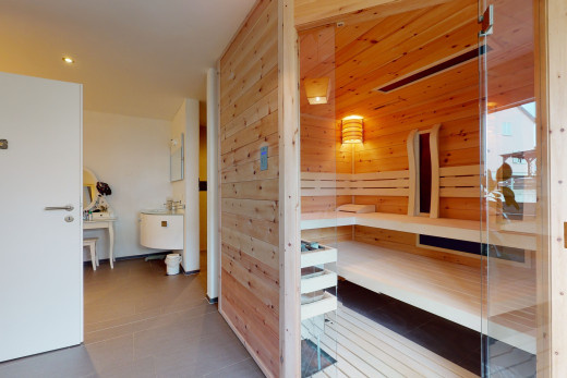 blick auf die sauna / dampfbad